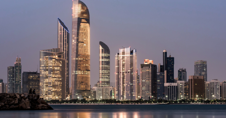 Acquiring Your Commercial License in UAE (Dubai) in 2024